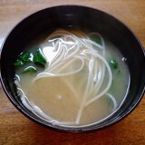 素麺と小松菜の味噌汁